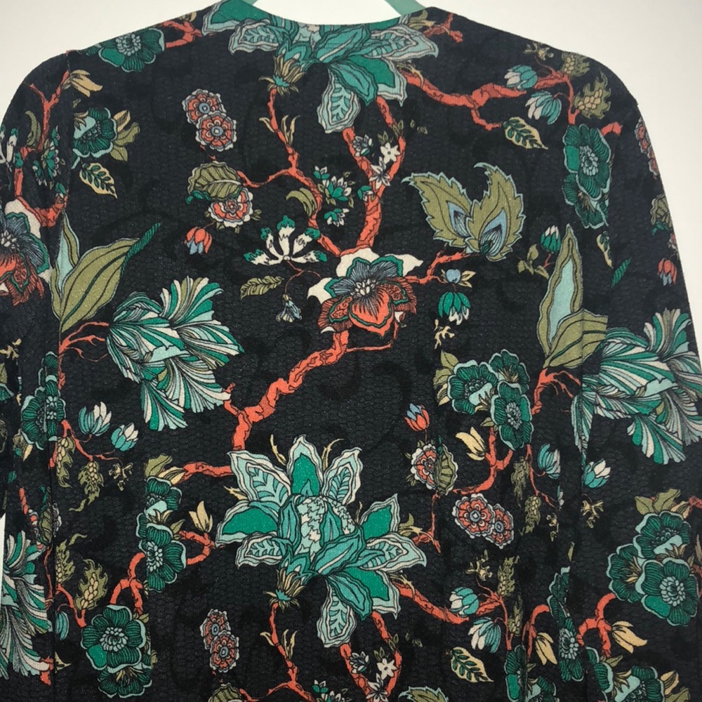BNWOT super soft floral LulaRoe Sarah